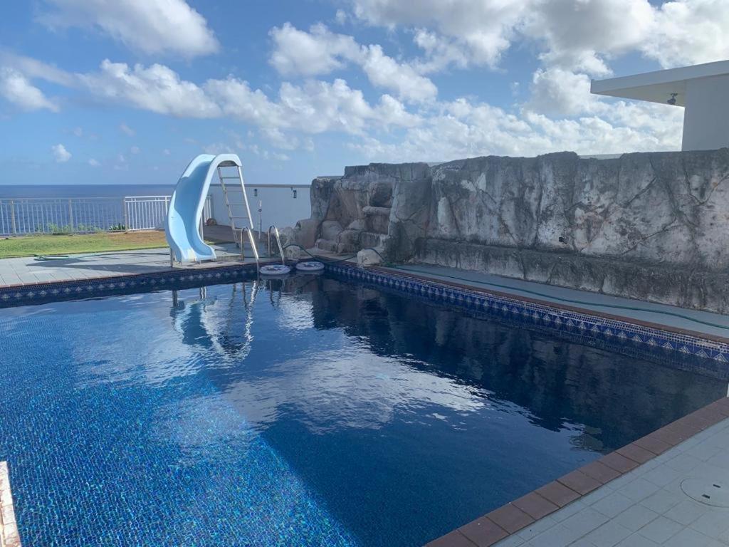 Oceanfront Home With Private Pool Тамунинг Екстериор снимка
